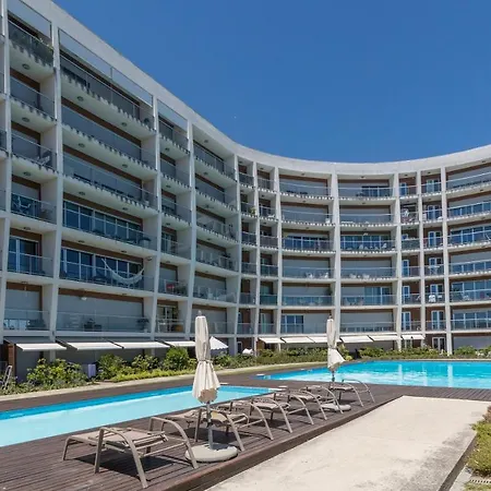 Metrocity One Bedroom - A/c & Swimming Pool *