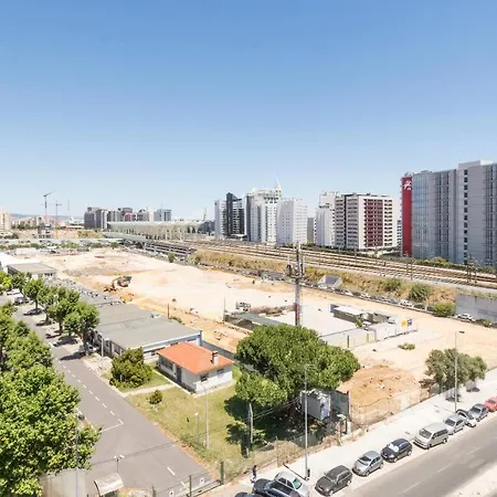 Metrocity One Bedroom - A/c & Swimming Pool Apartment
