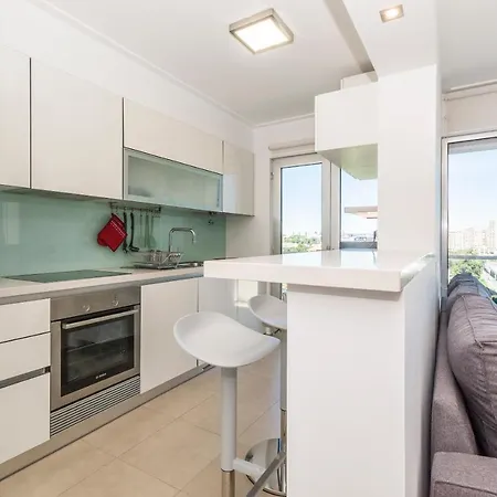 Apartment Metrocity One Bedroom - A/c & Swimming Pool