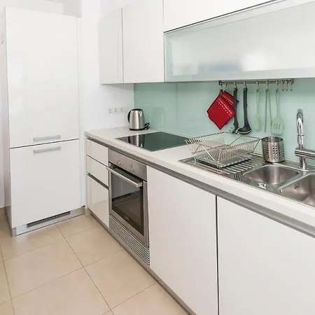 Apartment Metrocity One Bedroom - A/c & Swimming Pool *